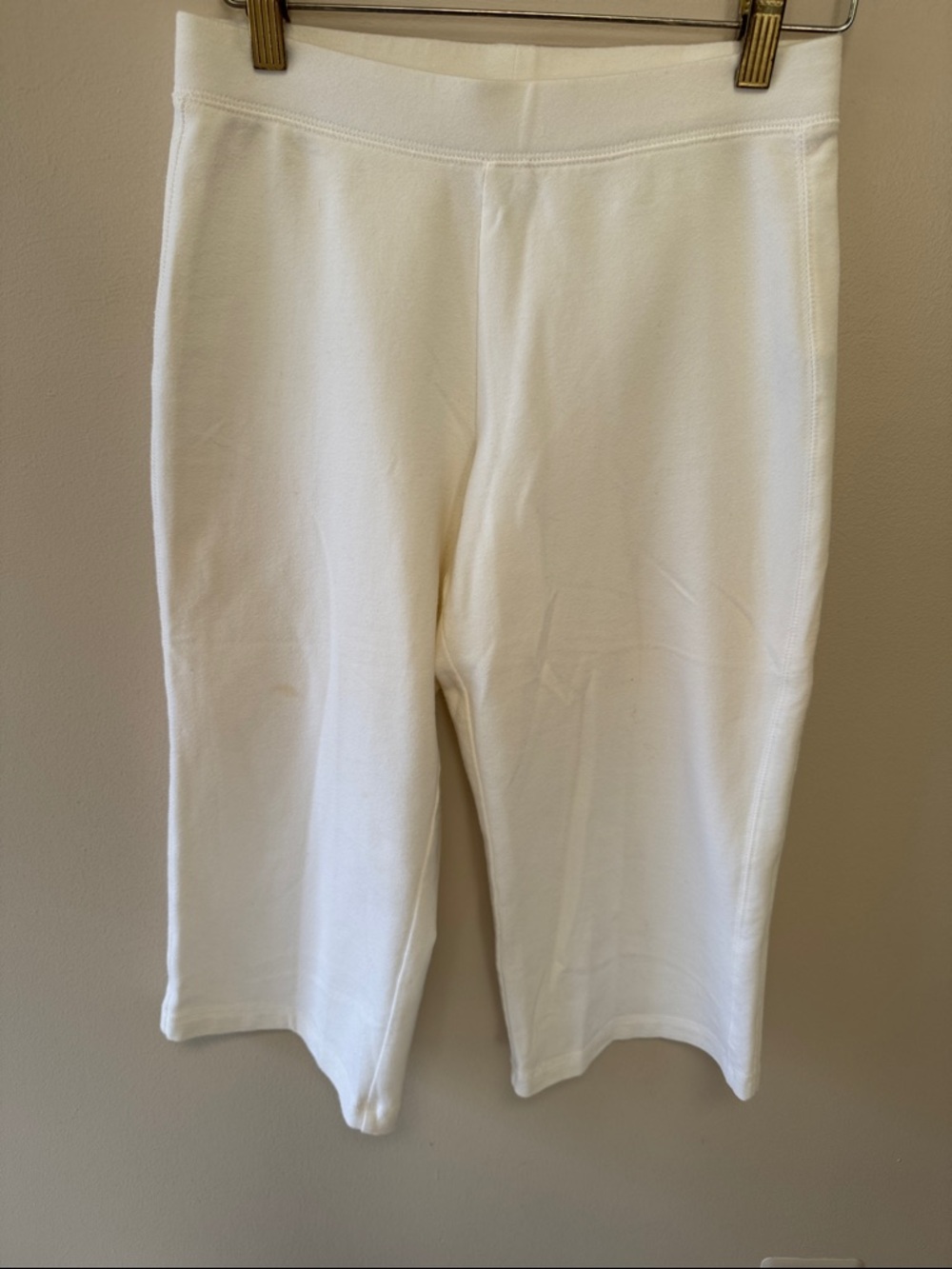 Bundle of two Cream Drawstring Crop & White Pull-On Crop Pants - Picture 9 of 10